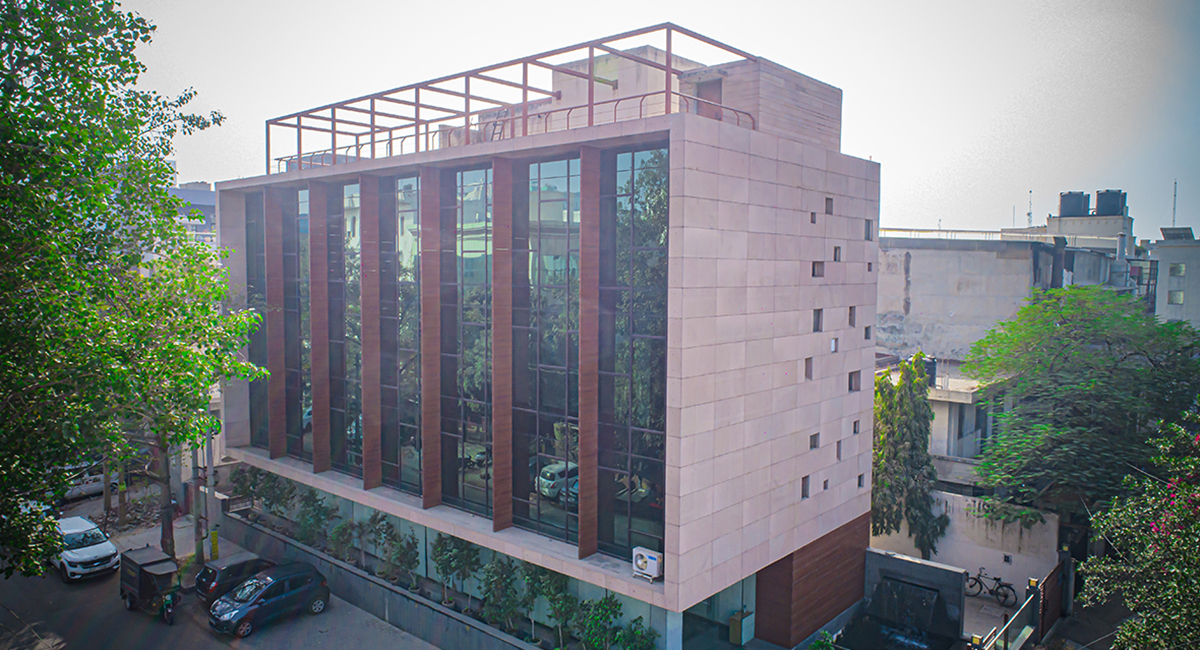 IRIS 312 Gurgaon- Office Space for Lease & Sale - Building 
